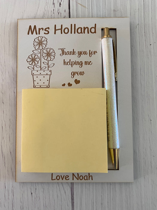 Personalized teachers desk post-it note and pen holder