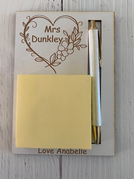 Personalized teachers desk post-it note and pen holder