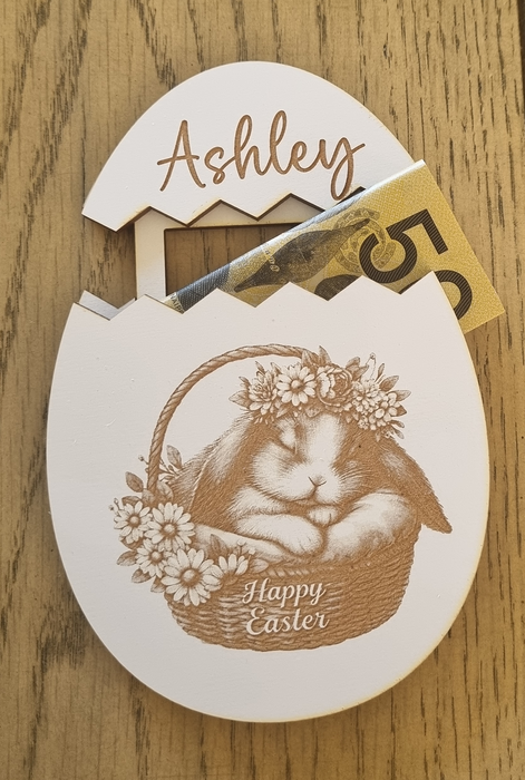 Easter Money Snap Close